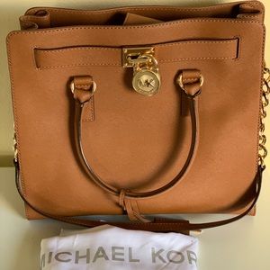Michael Kors Hamilton Large N/S Saffiano Tote